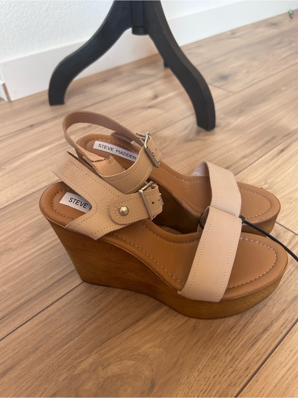Steve Madden Nude Leather Wedge Platform Sandals Made in Italy